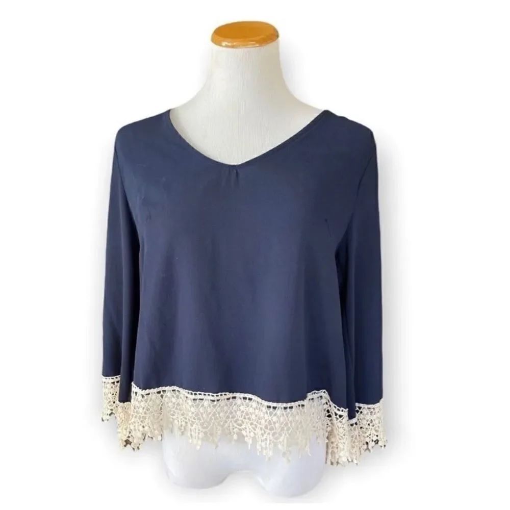 Womens Anthropologie Alya Flowy Lace Hem Trimmed Navy V Neck Top - Sz S